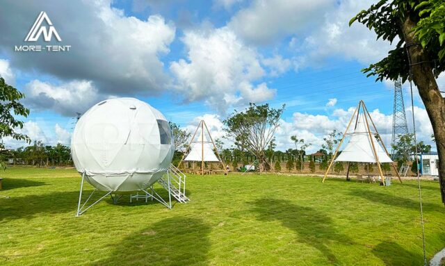 Lightweight Floating Tree Tent